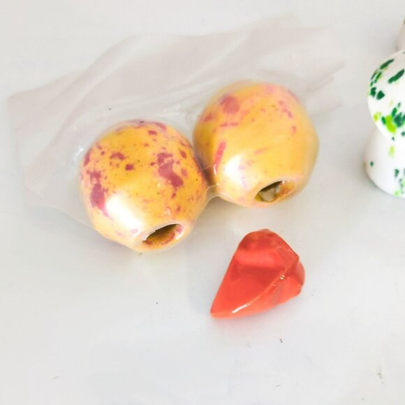 Vintage 70s Ceramic Frog Mushroom Macrame Beads Set of 15 Mid-Century Modern - Picture 8 of 10